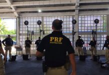 PRF realiza curso de capacitação na sede da Superintendência em Pernambuco — Polícia Rodoviária Federal UDF - Aula prática - Instrutor 3.jpeg
