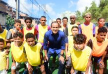 Prefeitura inaugura campo com grama sintética na Cidade Nova e chega a 78 equipamentos entregues em Salvador – Secretaria de Comunicação Prefeitura inaugura campo com grama sintética na Cidade Nova e chega a 78 equipamentos entregues em Salvador – Secretaria de Comunicação