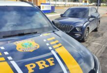 Carros roubados no Grande Recife são recuperados pela PRF no Agreste — Polícia Rodoviária Federal Carros roubados no Grande Recife são recuperados pela PRF no Agreste