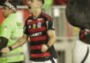 Flamengo vence o Galo e é o novo líder do Campeonato Brasileiro Flamengo vence o Galo e é o novo líder do Campeonato Brasileiro