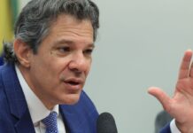 Haddad: governo tem plano para socorrer setores afetados por tarifaço Haddad: governo tem plano para socorrer setores afetados por tarifaço