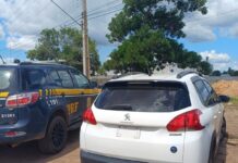 PRF apreende dois veículos em Roraima — Polícia Rodoviária Federal PRF apreende dois veículos em Roraima — Polícia Rodoviária Federal