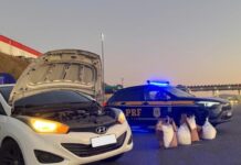 PRF apreende mais de 90 kg de Cloridrato de Cocaína dentro de veículo na BR 381 em Cambuí (MG) Fernão Dias — Polícia Rodoviária Federal HB 20 com Cocaína Pouso Alegre.jpg