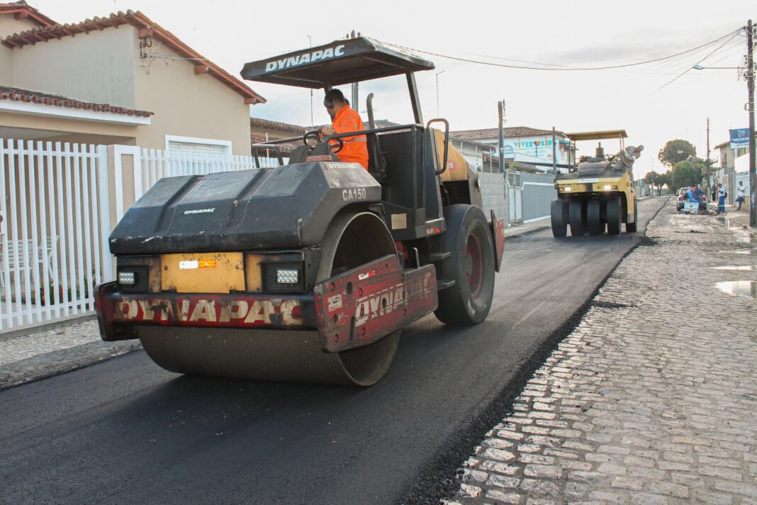 Prefeitura de Santo Antônio de Jesus avança em obras de Prefeitura de Santo Antônio de Jesus avança em obras de asfaltamento em quatro ruas – Prefeitura de Santo Antônio de Jesus - BA