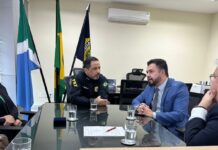 Superintendente da PRF em MS recebe visita institucional de representantes da Receita Federal — Polícia Rodoviária Federal Superintendente da PRF em MS recebe visita institucional de representantes da Receita Federal