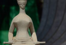 Moraes pede à PGR parecer sobre suspensão de denúncia contra blogueiro Moraes pede à PGR parecer sobre suspensão de denúncia contra blogueiro