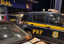 PRF aborda casal com dinheiro oculto e veículo com registro criminal em Rondonópolis (MT) — Polícia Rodoviária Federal WhatsApp Image 2025-08-08 at 03.43.10.jpeg