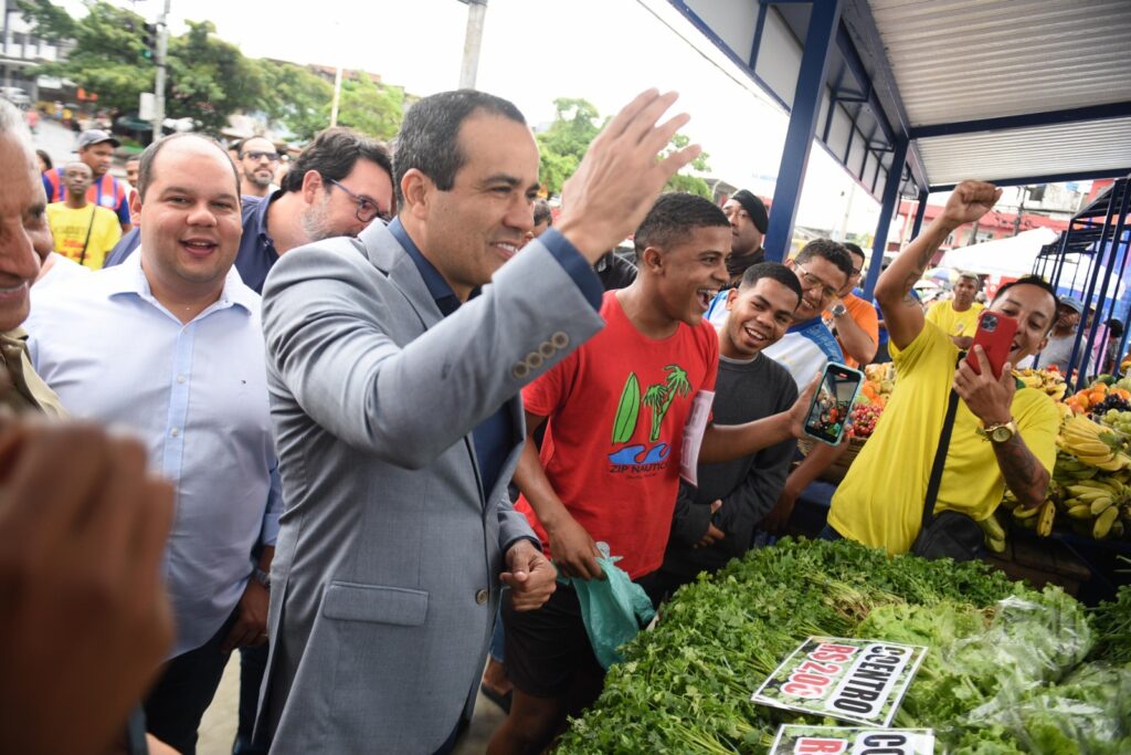 Prefeitura inaugura camelódromo com cobertura isotérmica para 30 ambulantes em Prefeitura inaugura camelódromo com cobertura isotérmica para 30 ambulantes em Plataforma – Secretaria de Comunicação