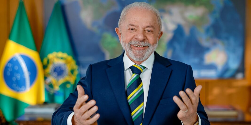 Lula exalta soberania e defesa do povo em rede do Lula exalta soberania e defesa do povo em rede do 7 de setembro