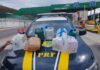 PRF flagra dupla com 1.000 pinos de Cocaína e 30 litros de Lança Perfume na BR 116 em Leopoldina (MG) — Polícia Rodoviária Federal Cocaína e lança Perfume Leopoldina.jpg