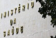 Brasil tem 14 casos confirmados de ingestão de metanol Brasil tem 14 casos confirmados de ingestão de metanol