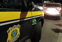 Carro roubado e clonado duas vezes é recuperado pela PRF em Juazeiro — Polícia Rodoviária Federal Carro roubado e clonado duas vezes é recuperado pela PRF em Juazeiro
