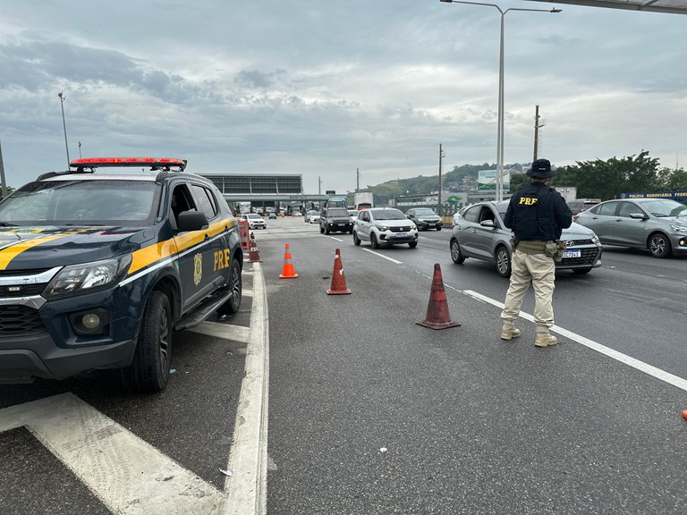 Foragido da justiça é preso na Ponte Rio-Niterói — Polícia IMG-20250324-WA0367.jpg
