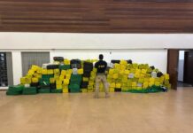 PRF apreende mais de 5 toneladas de Maconha na BR 381 em Três Corações (MG) — Polícia Rodoviária Federal Maconha Três Corações.jpg