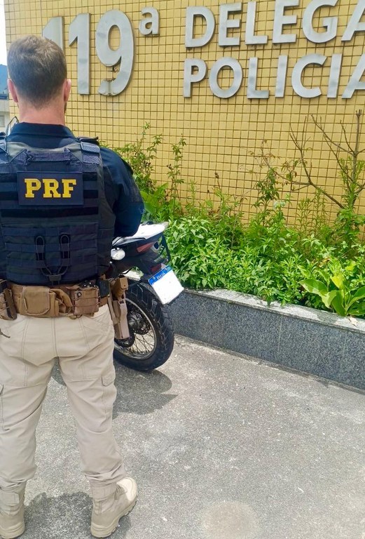 Em Rio Bonito, PRF apreende motocicleta adulterada — Polícia Rodoviária Imagem do WhatsApp de 2025-11-10 à(s) 20.01.41_525cdbe5.jpg