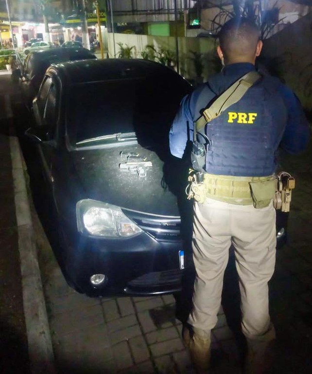 PRF apreende arma de fogo e munições em Duque de Imagem do WhatsApp de 2025-11-08 à(s) 19.37.29_7ff5e7f5.jpg