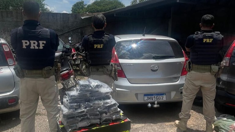 PRF em Rondônia apreende 32 kg de droga em Presidente 2b64089b-0733-4693-abbe-bf0ef53ad3da.jpg