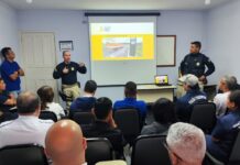 PRF realiza ação educativa de trânsito com funcionários da Viação Teresópolis — Polícia Rodoviária Federal WhatsApp Image 2025-11-25 at 08.23.15.jpeg