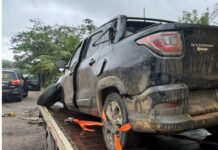 Veículo roubado é recuperado pela PRF após atendimento a sinistro na BR-101, em Itabela (BA) — Polícia Rodoviária Federal WhatsApp Image 2025-11-27 at 14.04.50.jpeg