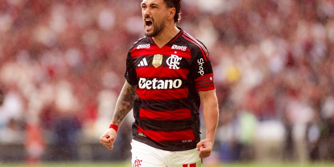Arrascaeta é escolhido como craque do Prêmio Brasileirão 2025