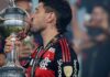 Arrascaeta é finalista no tradicional prêmio Rei da América Arrascaeta é finalista no tradicional prêmio Rei da América