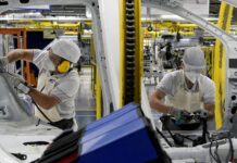 Economia brasileira cresce 0,1% no terceiro trimestre Economia brasileira cresce 0,1% no terceiro trimestre