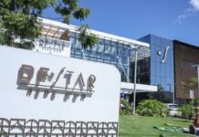 Bolsonaro recebe alta hospitalar e volta a cumprir pena na PF Bolsonaro recebe alta hospitalar e volta a cumprir pena na PF