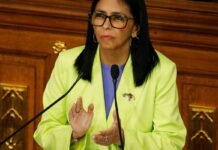 Delcy Rodríguez apresenta proposta de anistia geral na Venezuela Delcy Rodríguez apresenta proposta de anistia geral na Venezuela