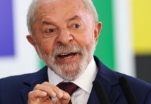 Lula sanciona Orçamento com veto a reajuste do Fundo Partidário Lula sanciona Orçamento com veto a reajuste do Fundo Partidário