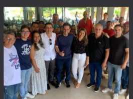LÉ0 PRATES, deputado federal, pré-candidato à reeleição, recebido, em Aratuípe, por lideranças desse município, Nazaré e S.A. de Jesus, regozija-se de apoios manifestados