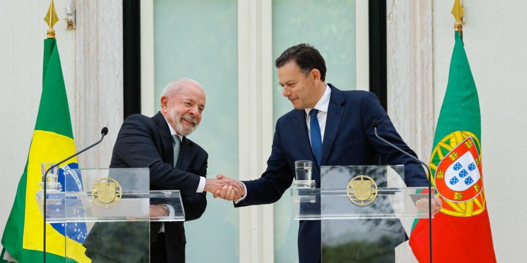 Lula defende que empresas brasileiras atuem em Portugal Lula defende que empresas brasileiras atuem em Portugal
