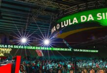 Lula fala para milhares na Espanha e pede coerência dos progressistas Lula fala para milhares na Espanha e pede coerência dos progressistas