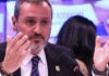 Polícia Federal retira credenciais de agente de imigração dos EUA Polícia Federal retira credenciais de agente de imigração dos EUA