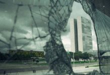 Documentários de Brasil e Paraguai pautam democracia no Prêmio Platino Documentários de Brasil e Paraguai pautam democracia no Prêmio Platino