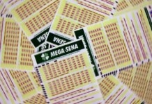 Mega-Sena acumula e prêmio vai a R$ 52 milhões Mega-Sena acumula e prêmio vai a R$ 52 milhões