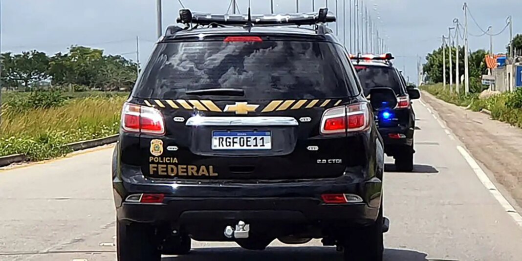PF combate tráfico internacional de drogas em 10 cidades catarinenses PF combate tráfico internacional de drogas em 10 cidades catarinenses