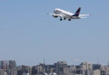 Petrobras reduz preço do querosene de aviação em 14,2% Petrobras reduz preço do querosene de aviação em 14,2%