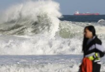 Rio entra em alerta para ressaca e ondas de até 2,5 metros Rio entra em alerta para ressaca e ondas de até 2,5 metros