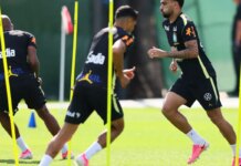 Seleção brasileira se reapresenta e faz 1º treino para encarar Haiti Seleção brasileira se reapresenta e faz 1º treino para encarar Haiti