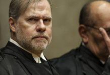 Toffoli toma posse no TSE e diz que Justiça não decide eleição Toffoli toma posse no TSE e diz que Justiça não decide eleição