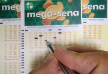 Mega-Sena não tem ganhador e prêmio sobe para R$ 150 milhões Mega-Sena acumula e próximo prêmio está estimado em R$ 100 milhões