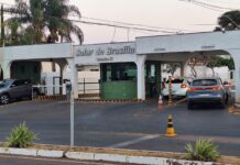 Moraes nega pedido para Javier Milei visitar Bolsonaro em casa Moraes nega pedido para Javier Milei visitar Bolsonaro em casa