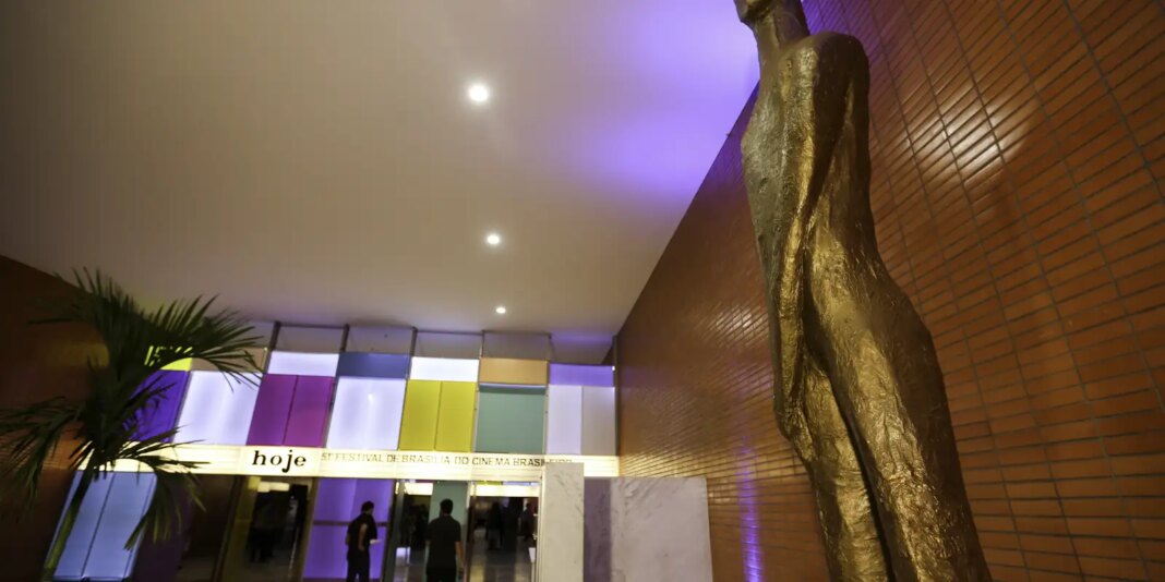 DF destina R$ 2,77 milhões para festival de cinema de DF destina R$ 2,77 milhões para festival de cinema de Brasília