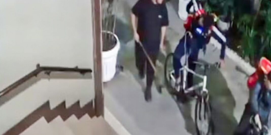Justiça mantém prisão de entregadores envolvidos na morte de ciclista Justiça mantém prisão de entregadores envolvidos na morte de ciclista