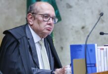 STF: Mendes propõe vetar delegados da PF como assessores de ministros STF: Mendes propõe vetar delegados da PF como assessores de ministros