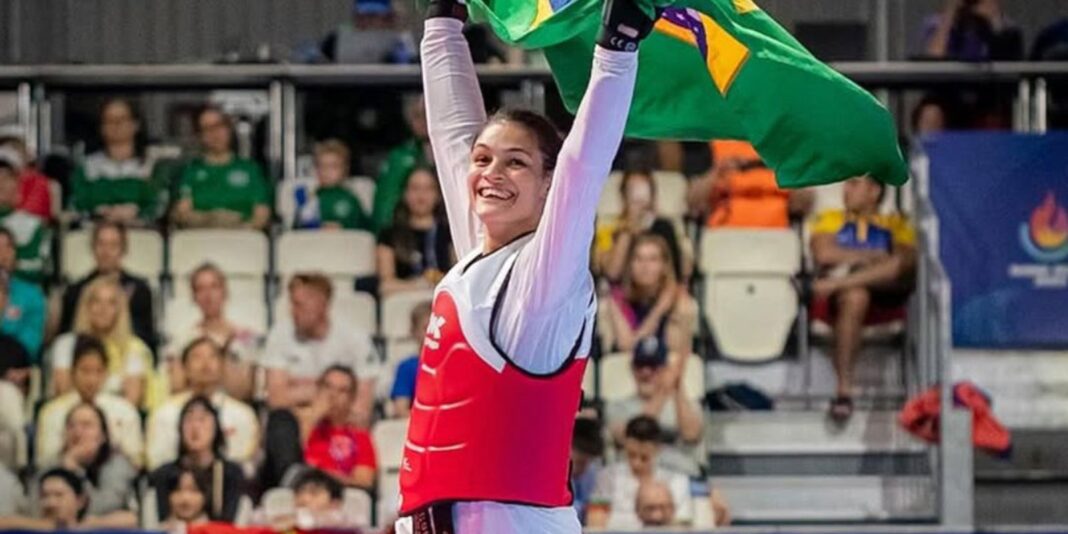 Maria Clara Pacheco é ouro em 3ª etapa do Grand Maria Clara Pacheco é ouro em 3ª etapa do Grand Prix de taekwondo