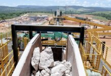 Minerais críticos e estratégicos empregam 129 mil pessoas no Brasil Minerais críticos e estratégicos empregam 129 mil pessoas no Brasil